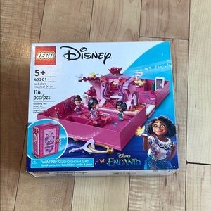 LEGO Disney Encanto Isabela's Magical Door Set - Pink